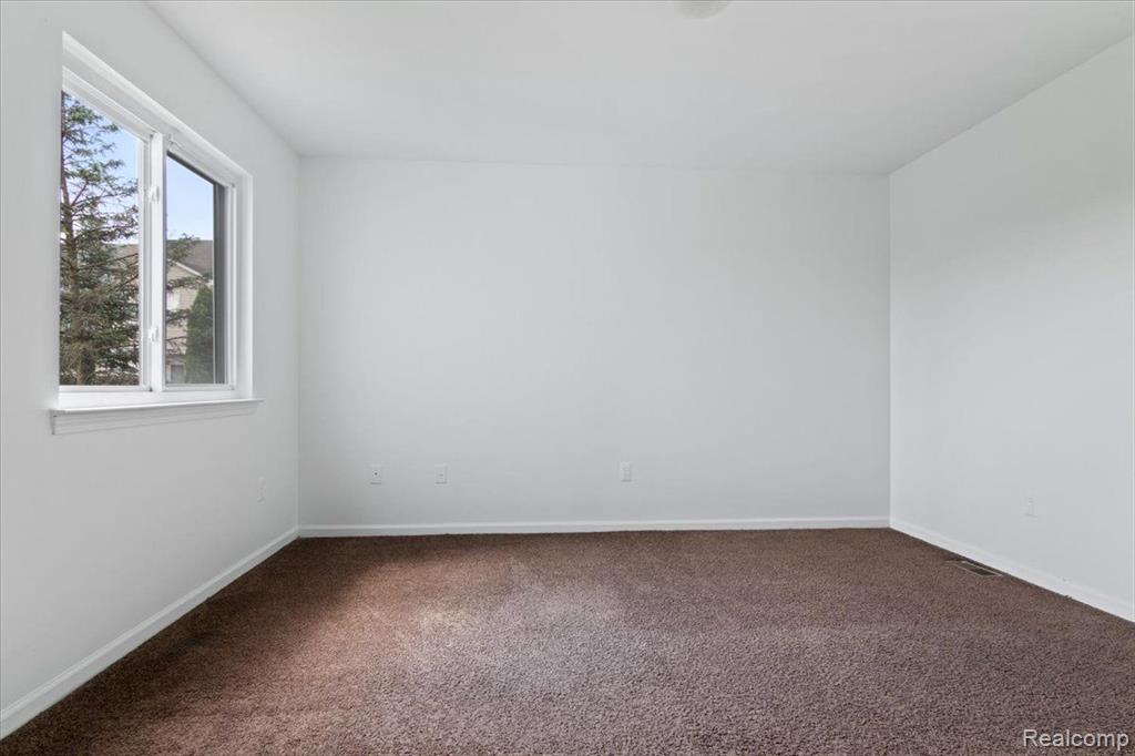 7826 DOVER Drive, Ypsilanti, MI 48197 — Photo 18