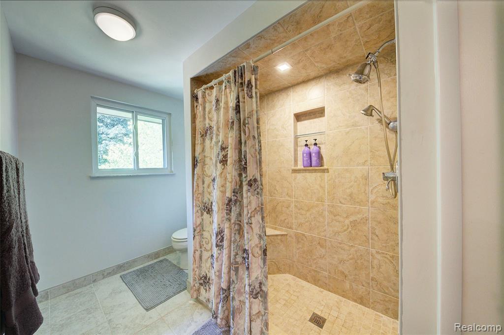 6788 Balmoral Terrace, Clarkston, MI — Photo 56