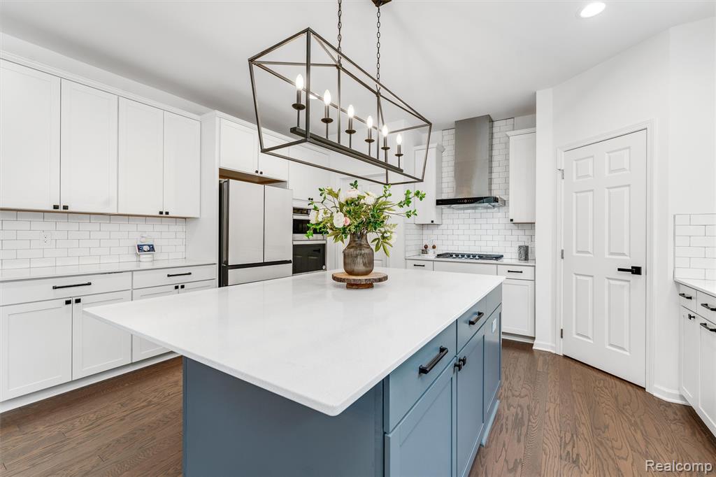 908 S Livernois Road, Rochester Hills, MI 48307 — Photo 6