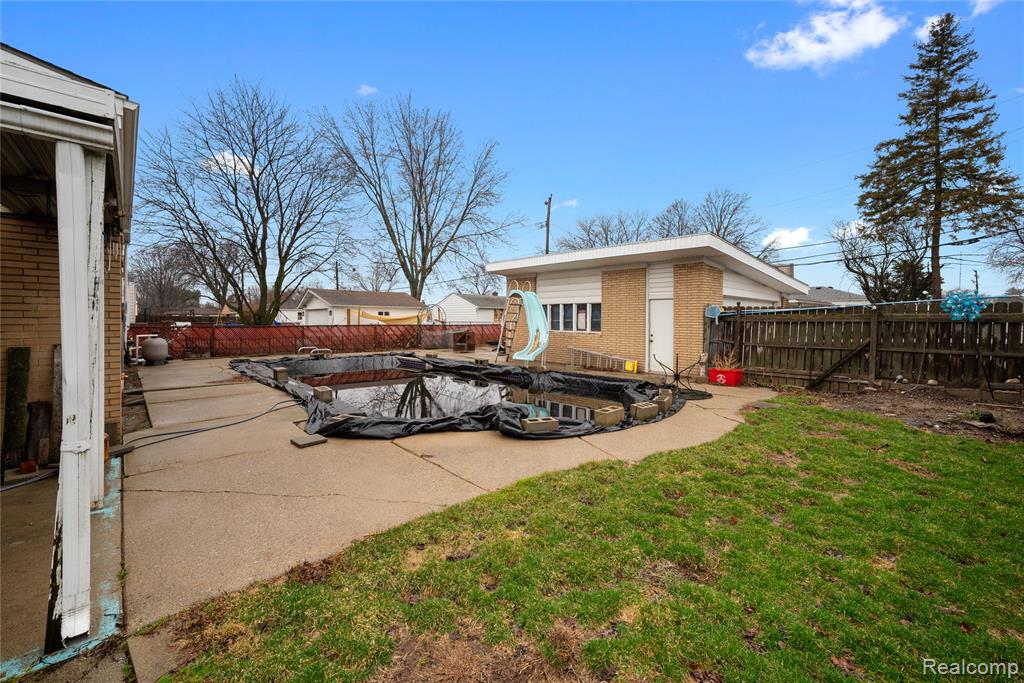 27483 Norma Drive, Warren, MI 48093 — Photo 27