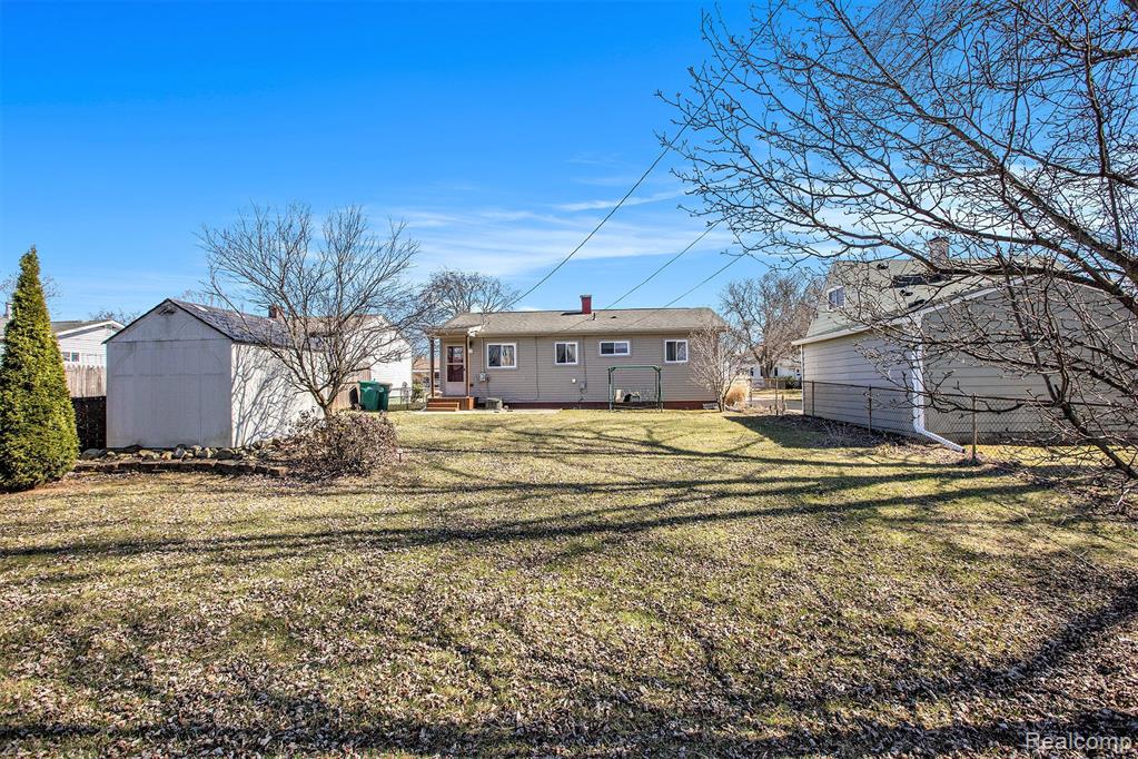 1163 FALL RIVER Road, Ypsilanti, MI 48198 — Photo 16