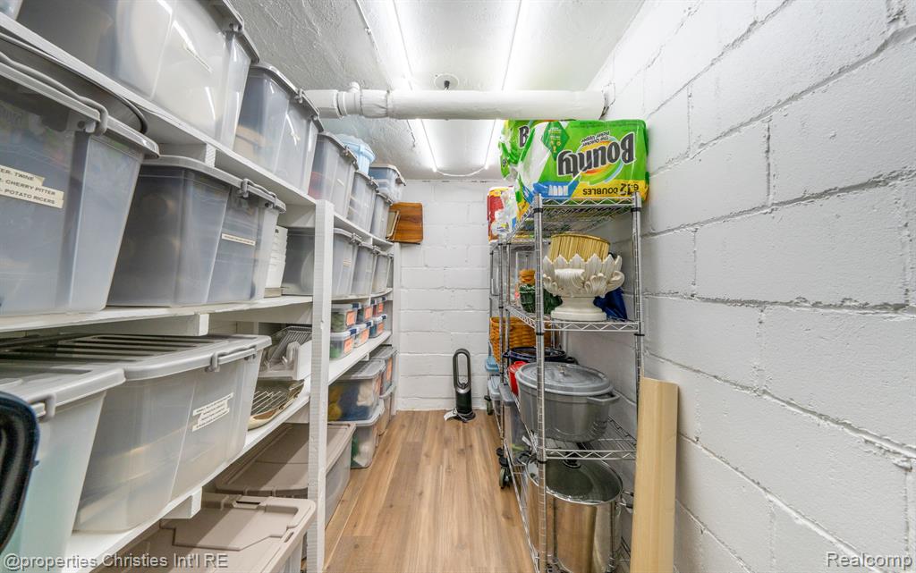 991 N Glenhurst Drive, Birmingham, MI 48009 — Photo 60
