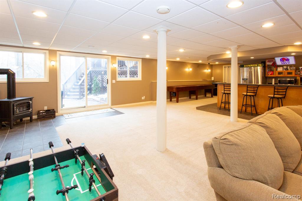 414 Roundview Drive, Rochester, MI 48307 — Photo 42