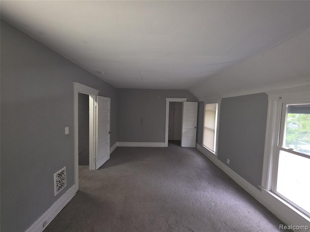 560 Woodland Street, Detroit, MI 48202 — Photo 13