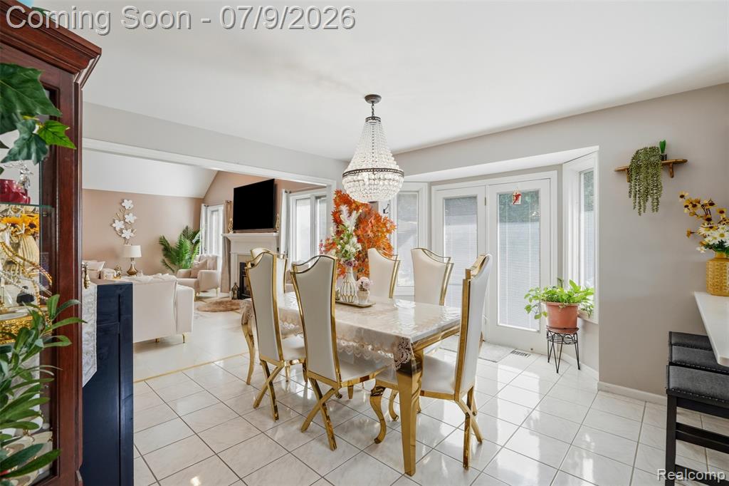 6786 Jasmine Drive, Troy, MI 48098 — Photo 12