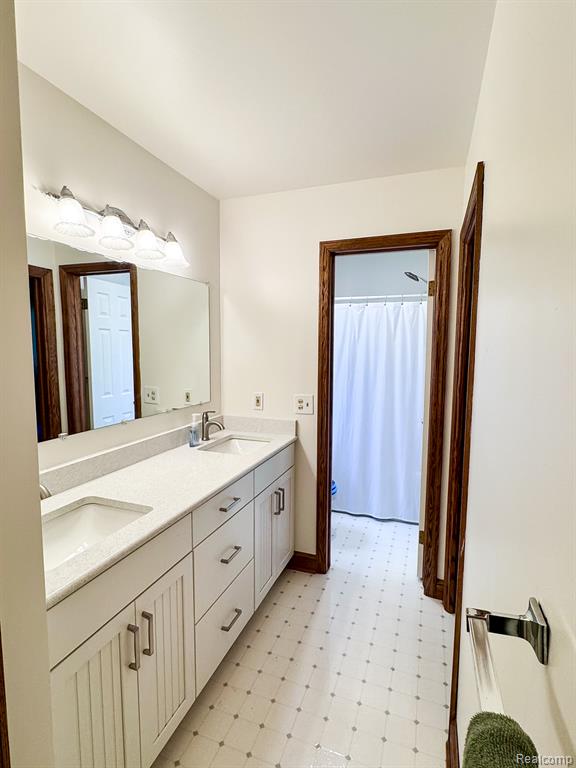611 Vista Del Sol, Lapeer, MI 48446 — Photo 21