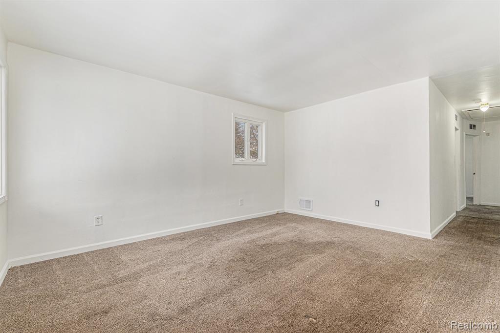 14387 Auburn Street, Detroit, MI 48223 — Photo 4