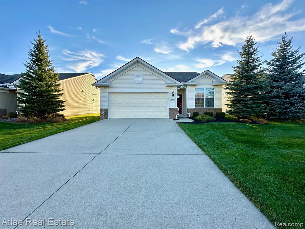 9378 SAND HILL Drive, Grand Blanc, MI 48439 — front exterior