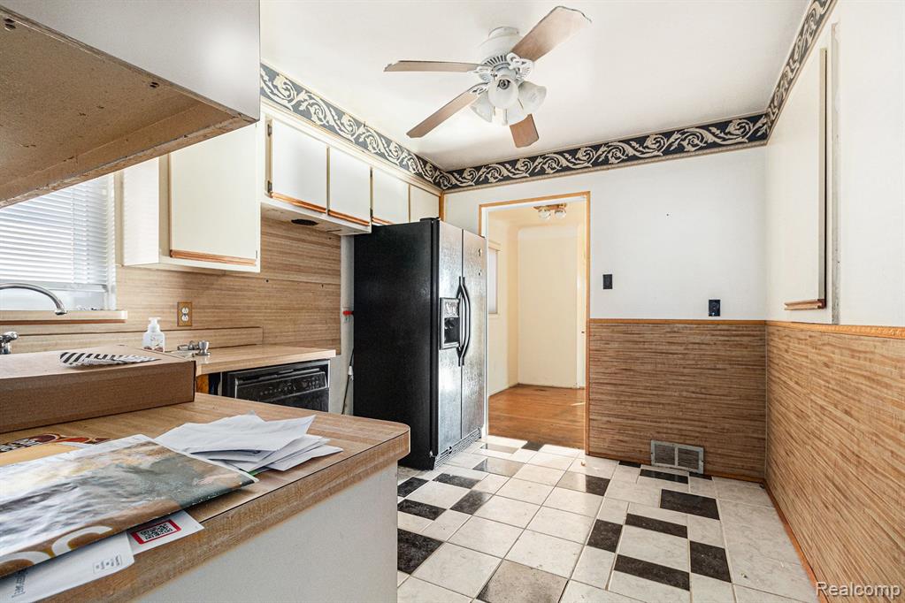 8903 Appleton Avenue, Redford, MI 48239 — Photo 5
