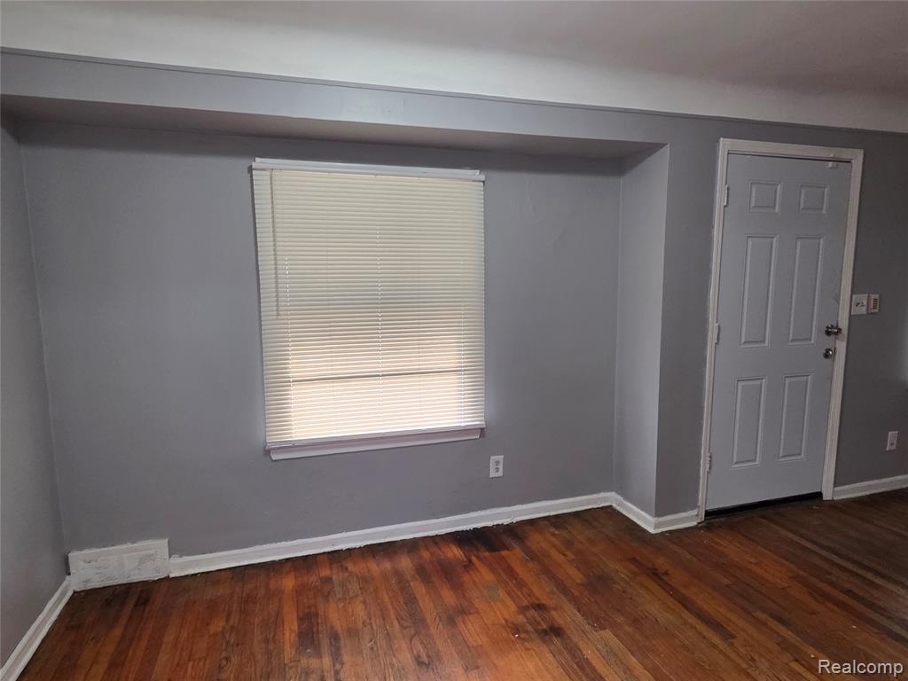 12217 Plainview Avenue, Detroit, MI 48228 — Photo 7
