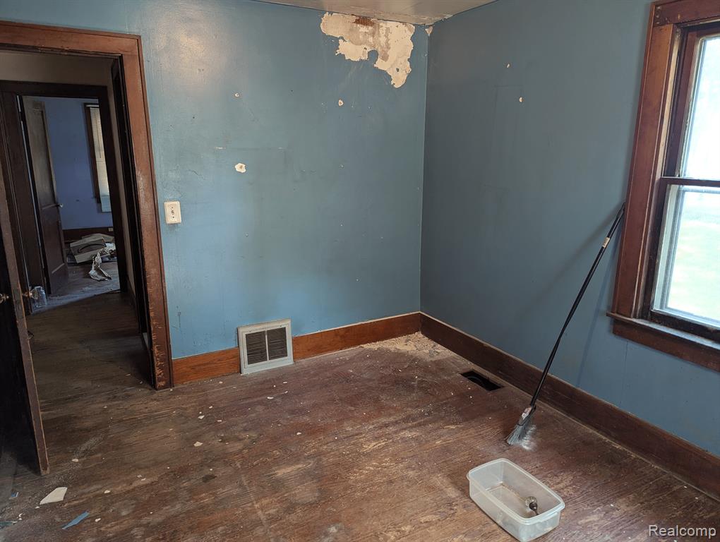 69 W RUTGERS Avenue, Pontiac, MI 48340 — Photo 19