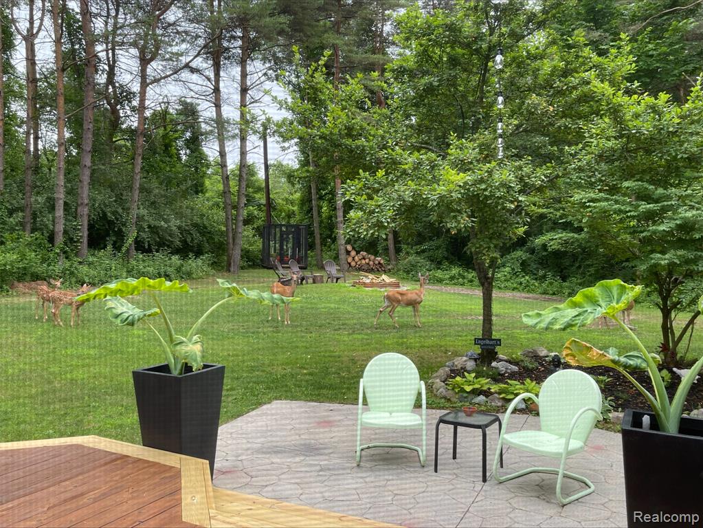 1276 Oakwood Road, Ortonville, MI 48462 — Photo 33