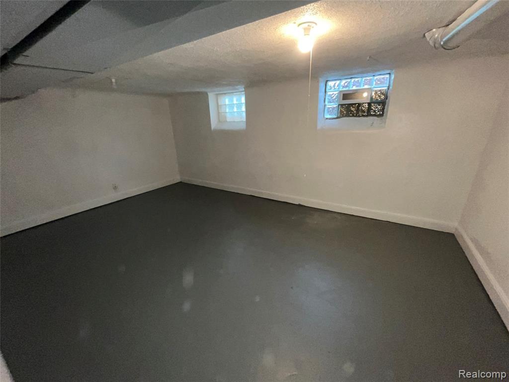 19417 Keystone Street, Detroit, MI 48234 — Photo 46