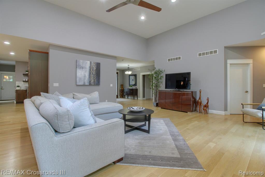 47605 HANFORD Road, Canton, MI 48187 — Photo 10