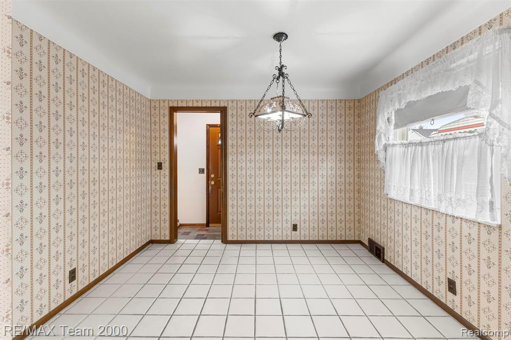 6531 Mead Street, Dearborn, MI 48126 — Photo 8