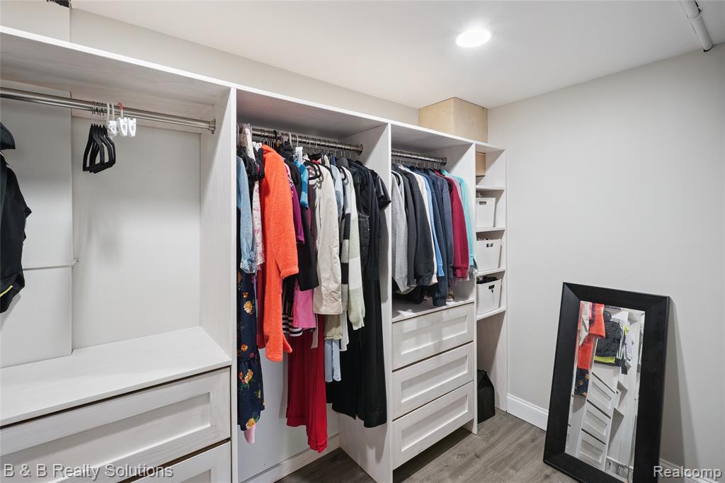 54675 Romeo Plank Road, Macomb, MI 48042 — Photo 38