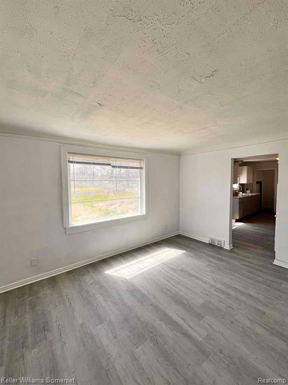 17421 OAKLAND Street, Highland Park, MI 48203 — Photo 3