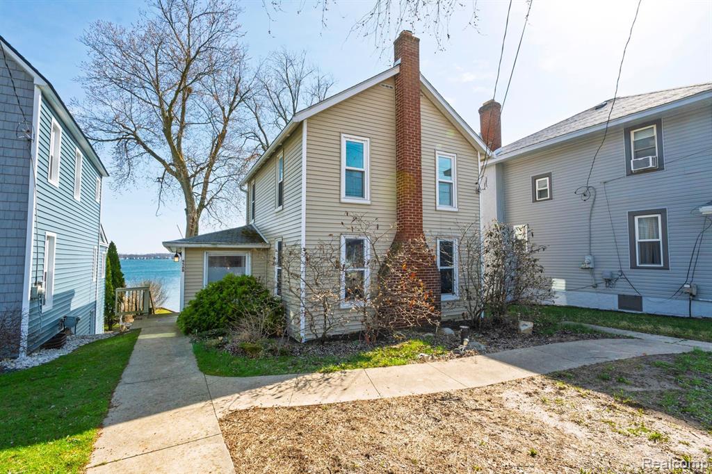 9568 MAIN Street, Whitmore Lake, MI 48189 — Photo 34