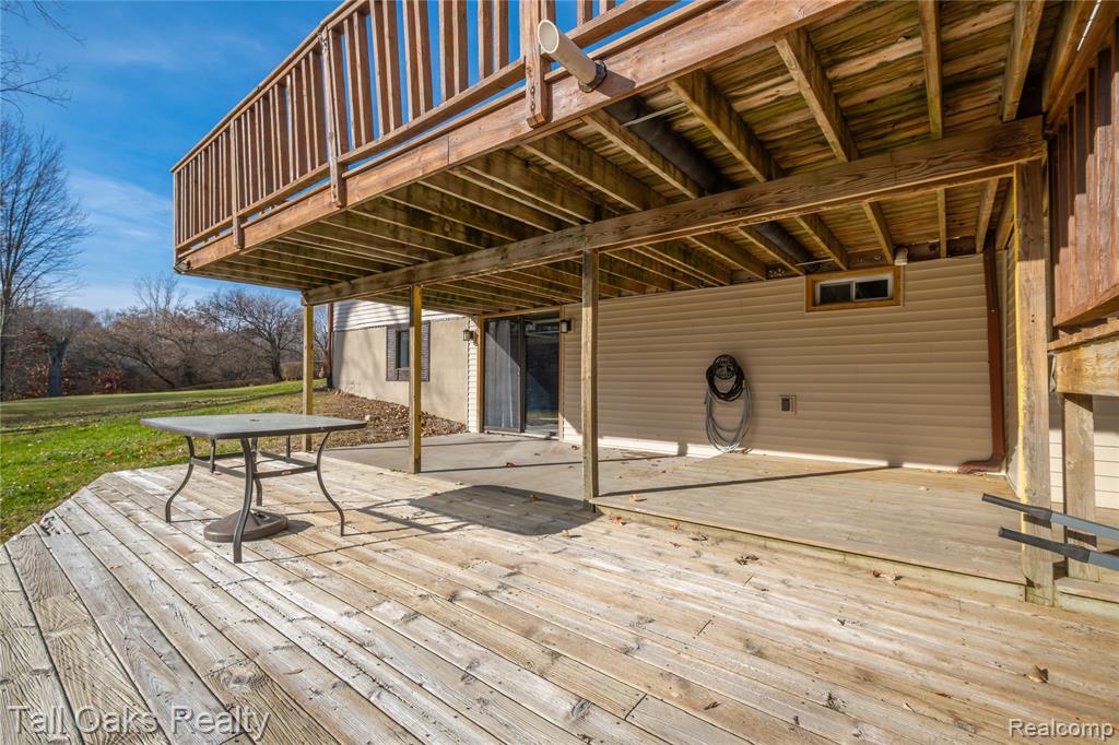 731 Cherry Hill Court, Columbiaville, MI 48421 — Photo 34