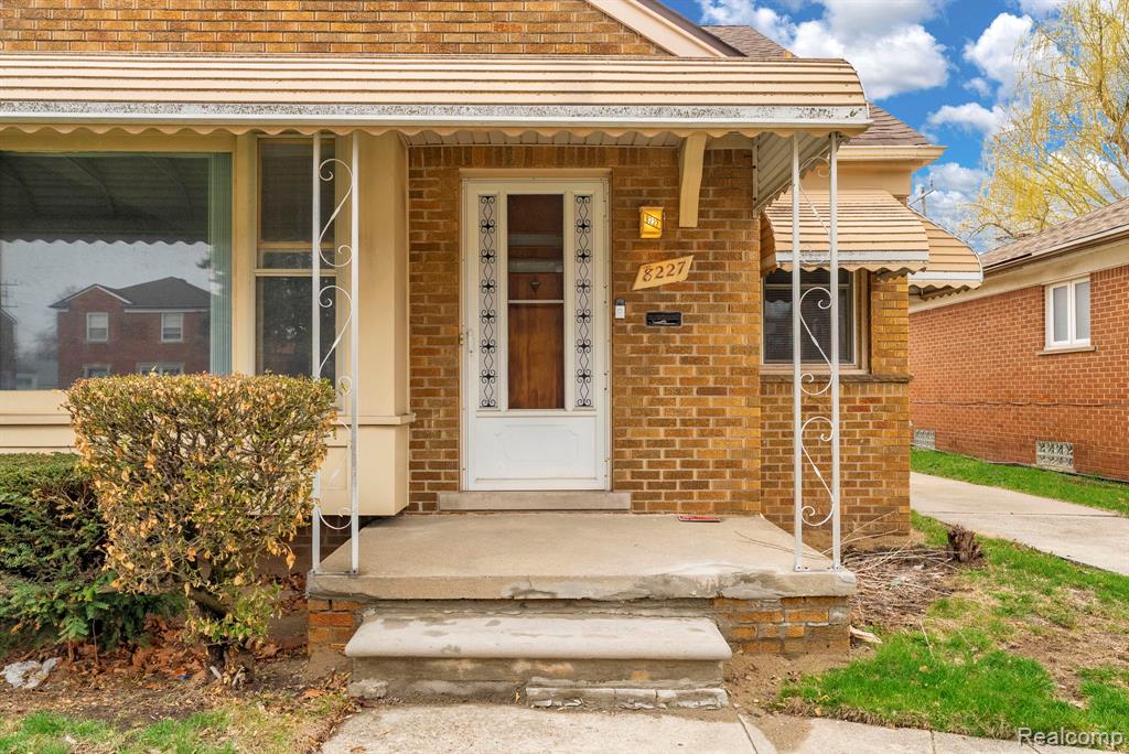 8227 Bingham Street, Detroit, MI 48228 — Photo 5