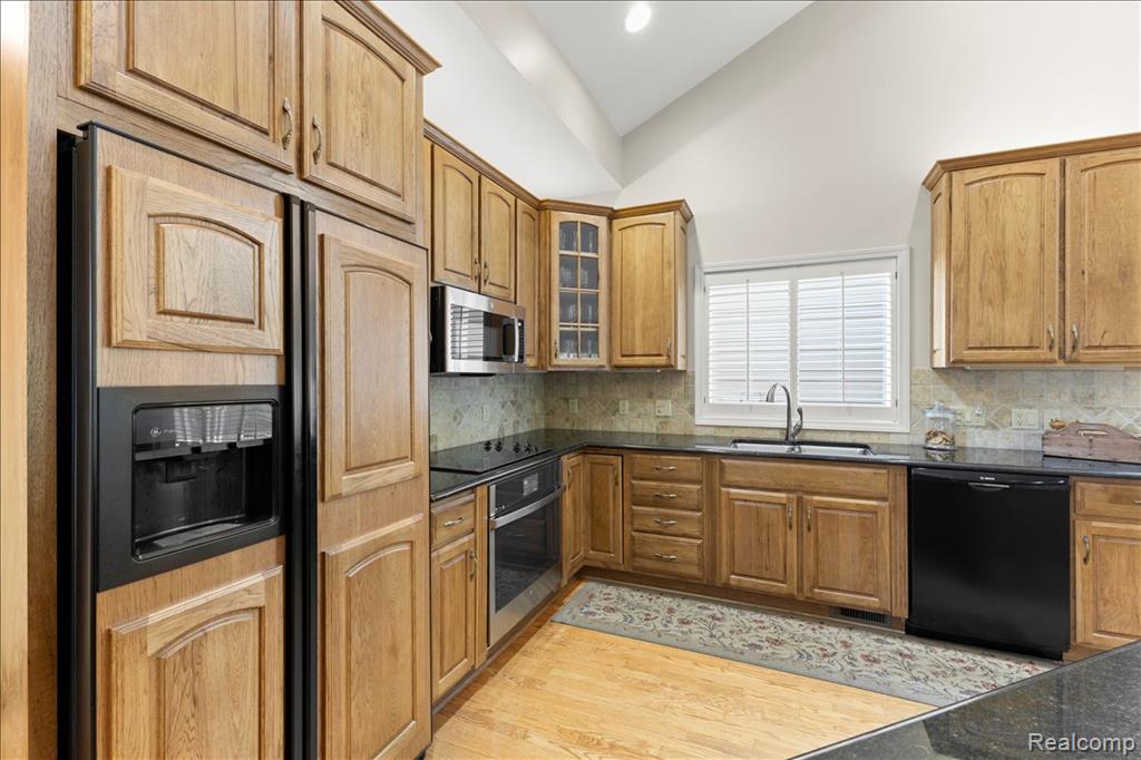 7285 Rabbit Ears Pass, Clarkston, MI — Photo 18
