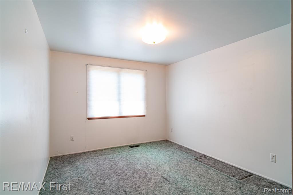 8506 Orchardview Drive, Washington, MI 48095 — Photo 38