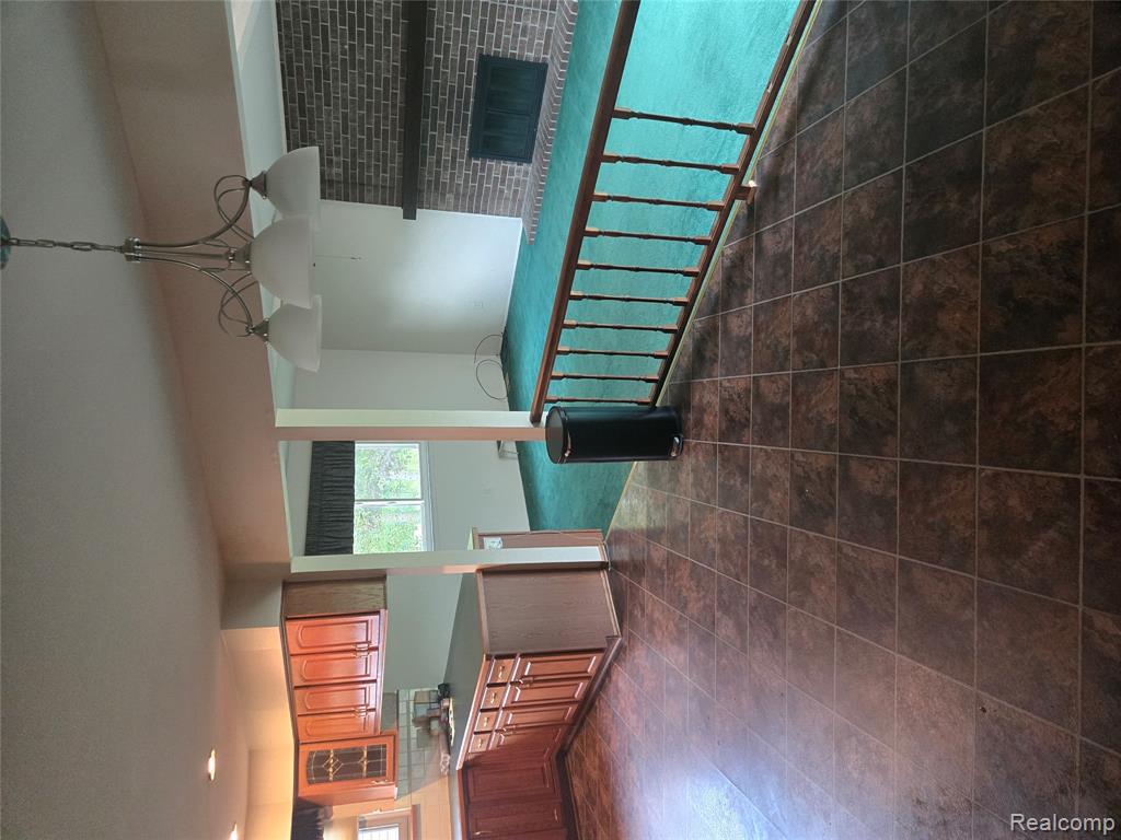 42479 Redfern, Canton, MI 48187 — Photo 6