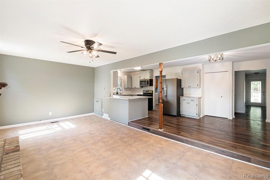 5136 Old Franklin Road, Grand Blanc, MI 48439 — Photo 8
