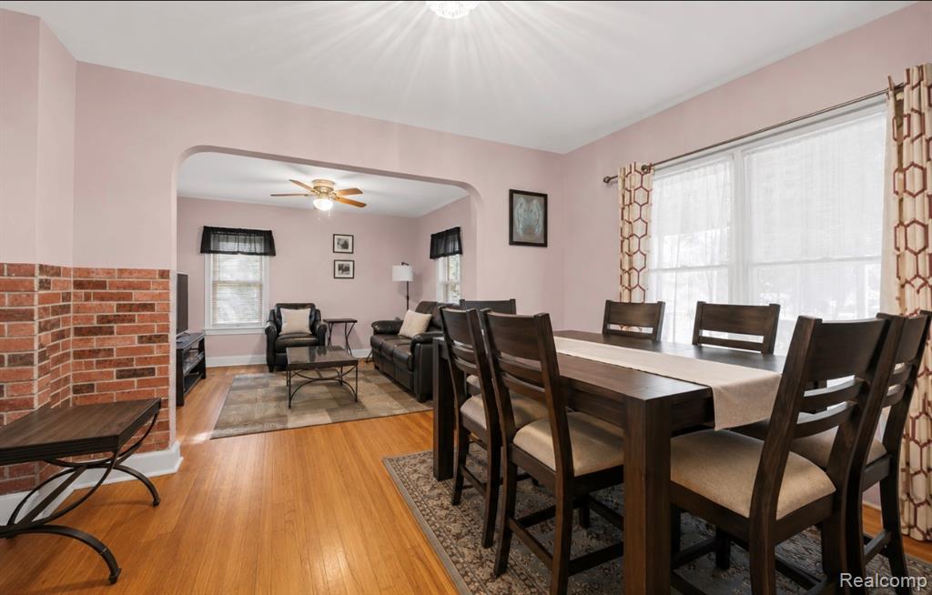 4802 Hazel Street, Dearborn Heights, MI 48125 — Photo 10