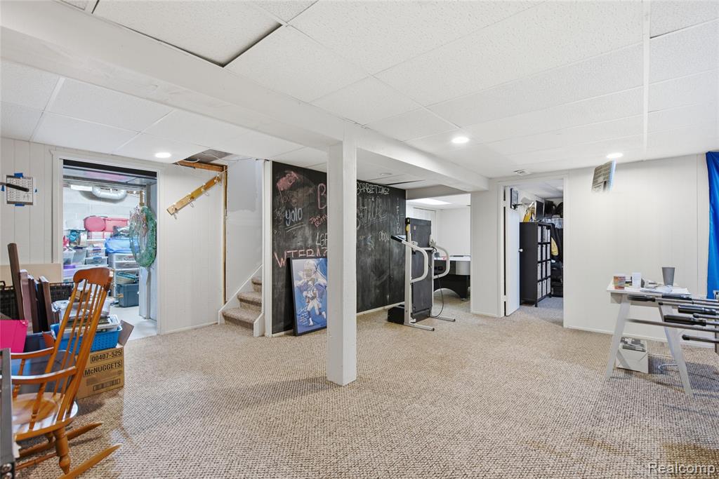 46884 Ben Franklin Drive, Utica, MI 48315 — Photo 40
