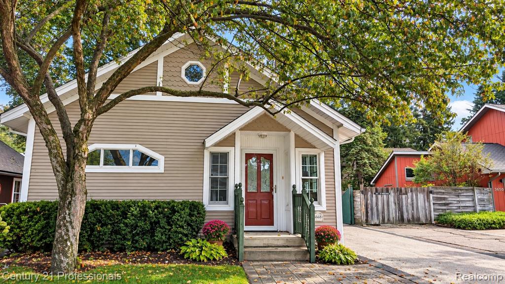3668 Shorewood Road, Burtchville, MI 48059