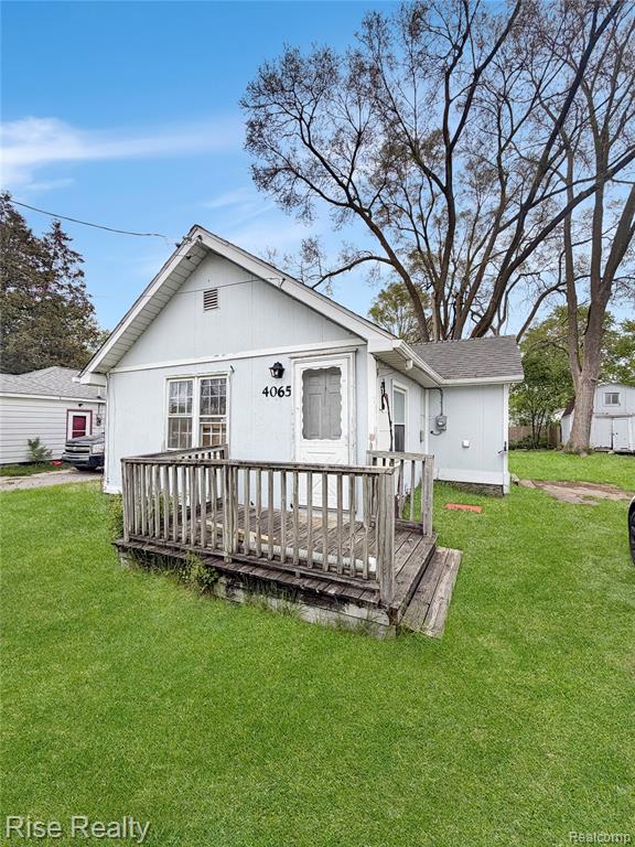 4065 Pringle Avenue, Burton, MI 48529 — Photo 3