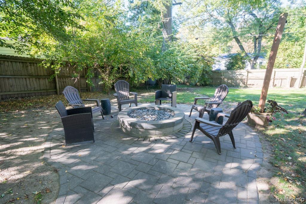 314 GRALAKE Avenue, Ann Arbor, MI 48103 — Photo 6