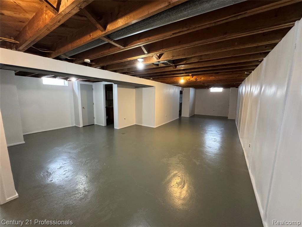 6327 Merriman Road, Garden City, MI — Photo 26