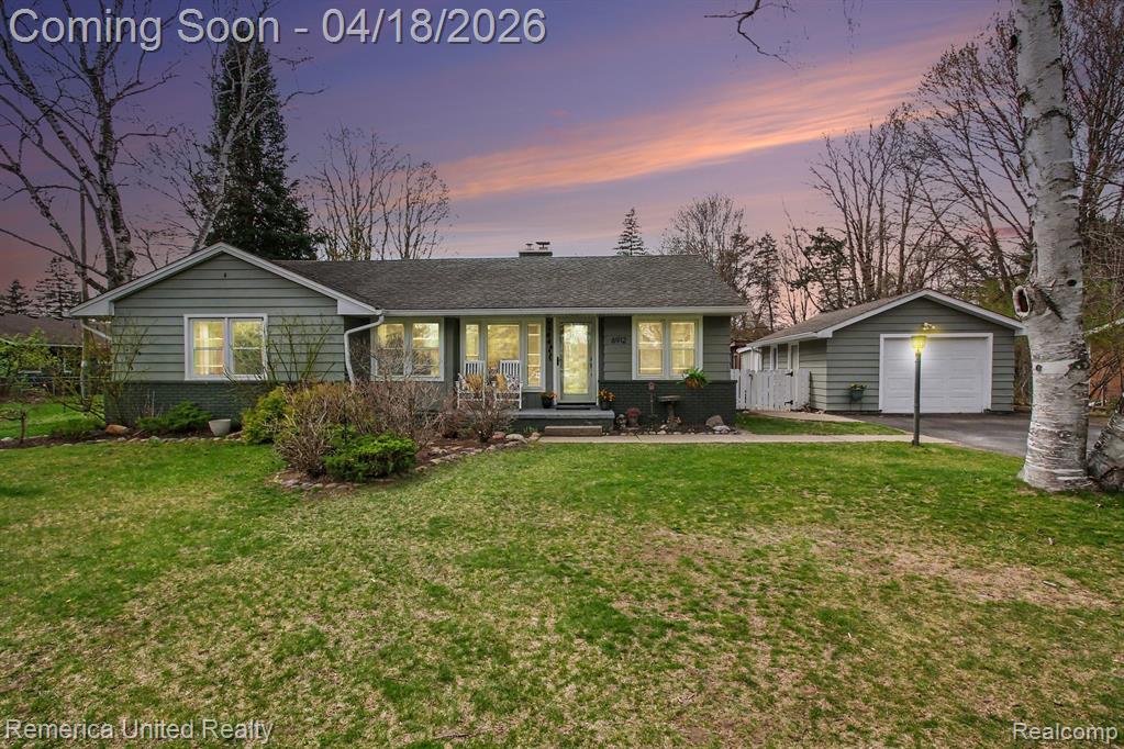 6912 Cheddar Valley Drive, Brighton, MI 48116 — front exterior