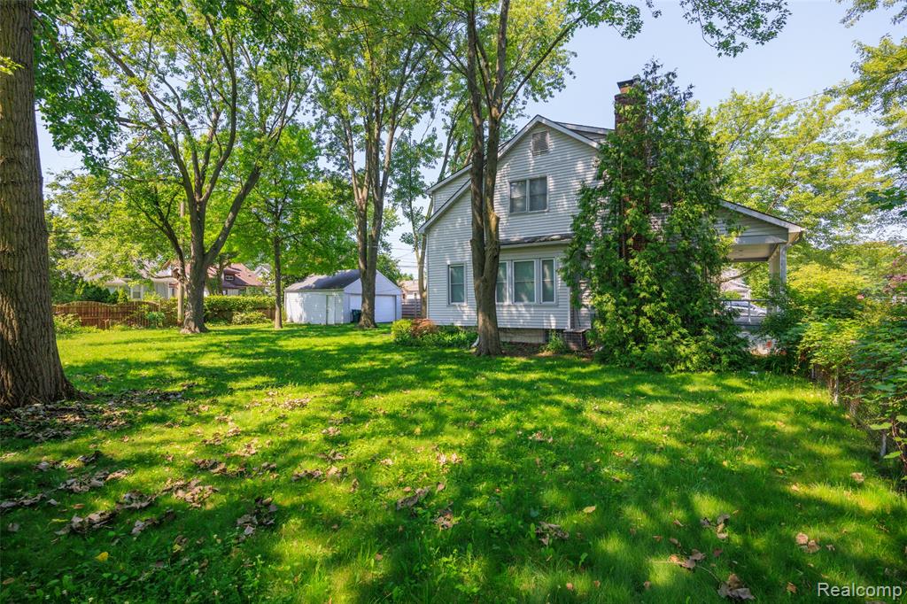 556 E Troy Street, Ferndale, MI 48220 — Photo 24