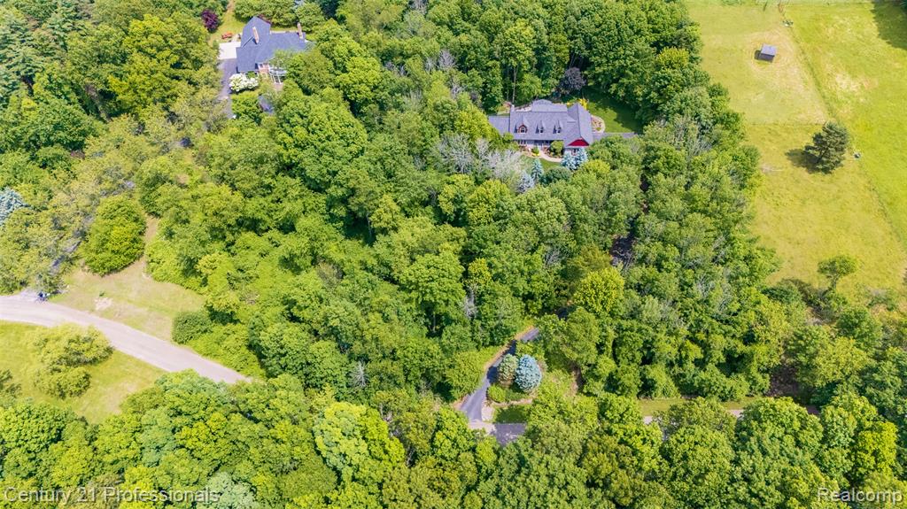 9200 Fox Hollow Road, Clarkston, MI 48348 — Photo 41
