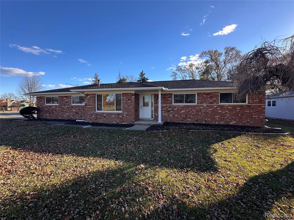 16970 Park Lane, Fraser, MI 48026 — front exterior
