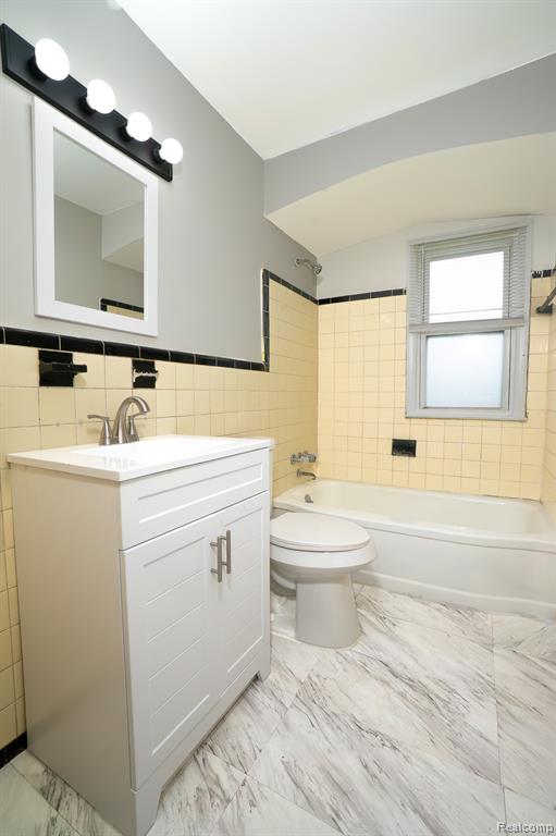 9107 Vaughan Street, Livonia, MI 48228 — Photo 8