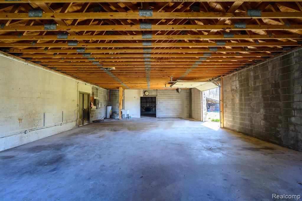 8860 PONTIAC Trail, South Lyon, MI 48178 — Photo 20