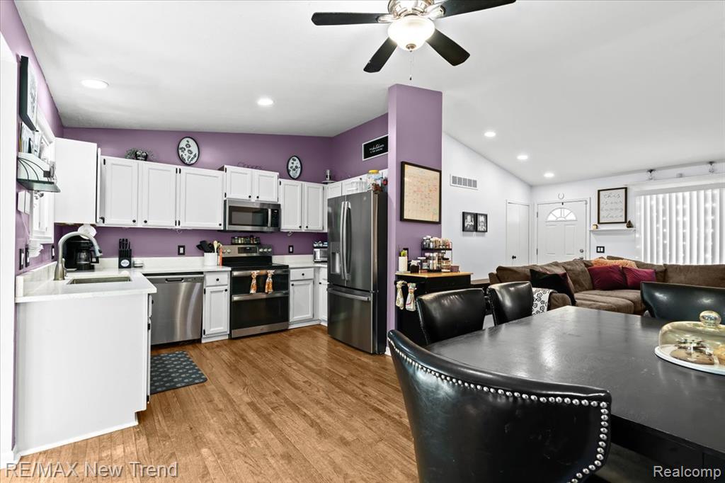 9125 Mandon Road, White Lake, MI — Photo 4