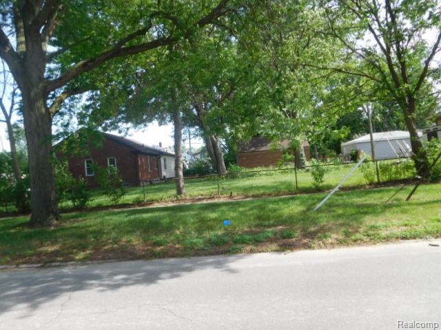 23855 Couzens Avenue, Hazel Park, MI 48030 — Photo 5