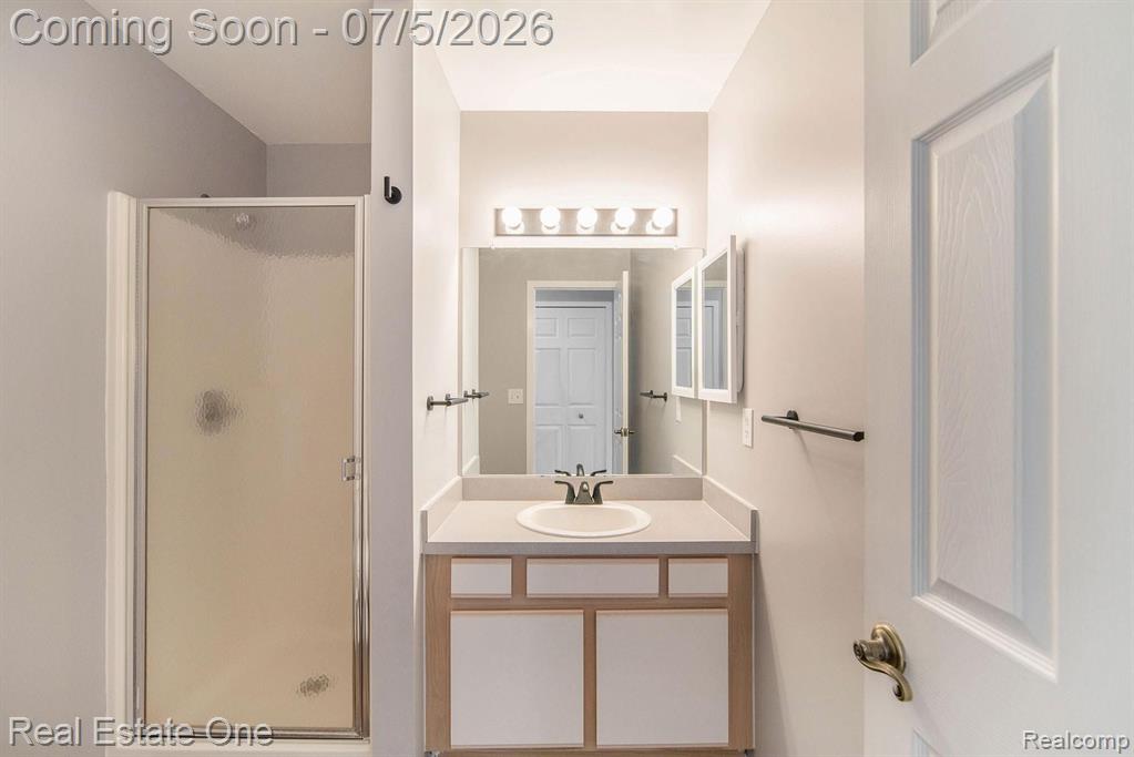 9527 GREENFIELD Court, Grand Blanc, MI 48439 — Photo 6