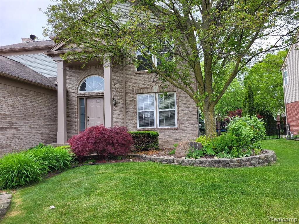 49515 Crusader, Macomb, MI 48044 — Photo 3