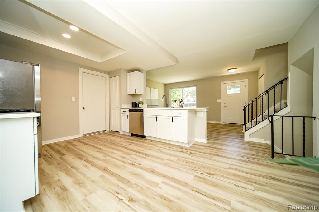 48297 Mallard Drive, New Baltimore, MI 48047 — Photo 20