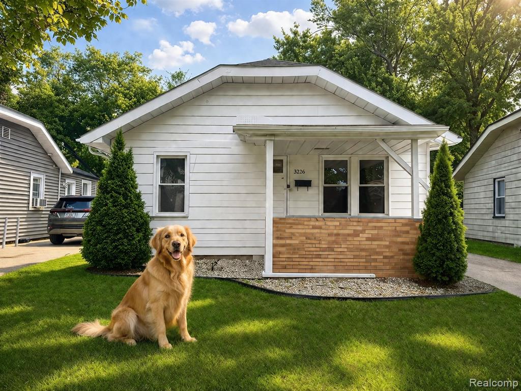 3226 Grayson Street, Ferndale, MI 48220
