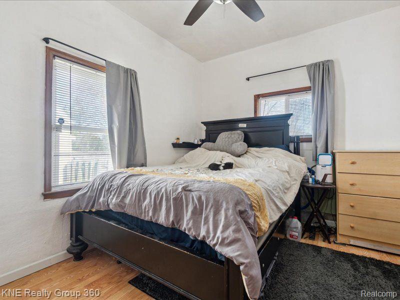 914 COMFORT Street, Lansing, MI 48915 — Photo 15