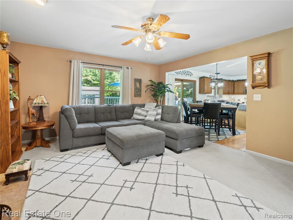 4445 Old Warner Court, Milford, MI 48380 — Photo 15