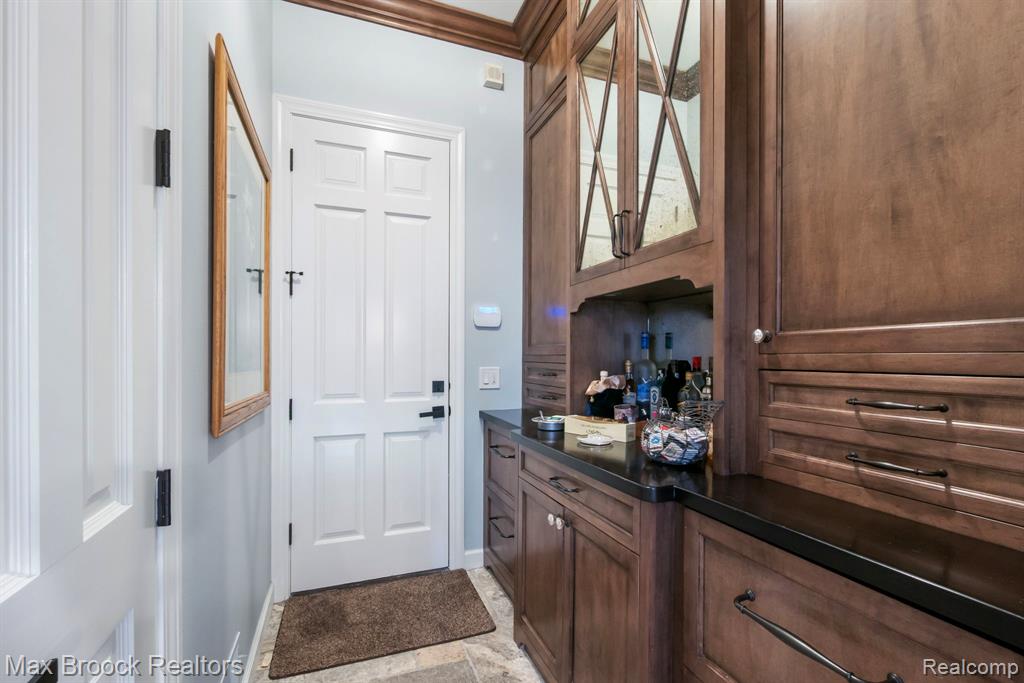 3828 PINE LAKE KNOLL Drive, West Bloomfield, MI 48324 — Photo 10