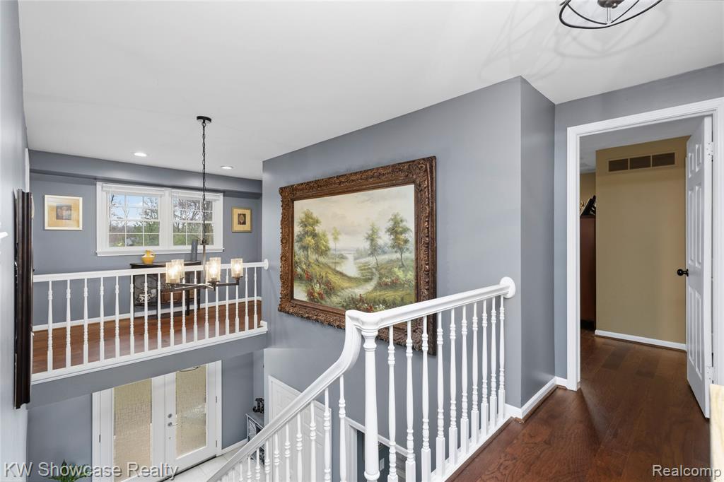 6144 Venice Drive, Commerce Twp, MI 48382 — Photo 42